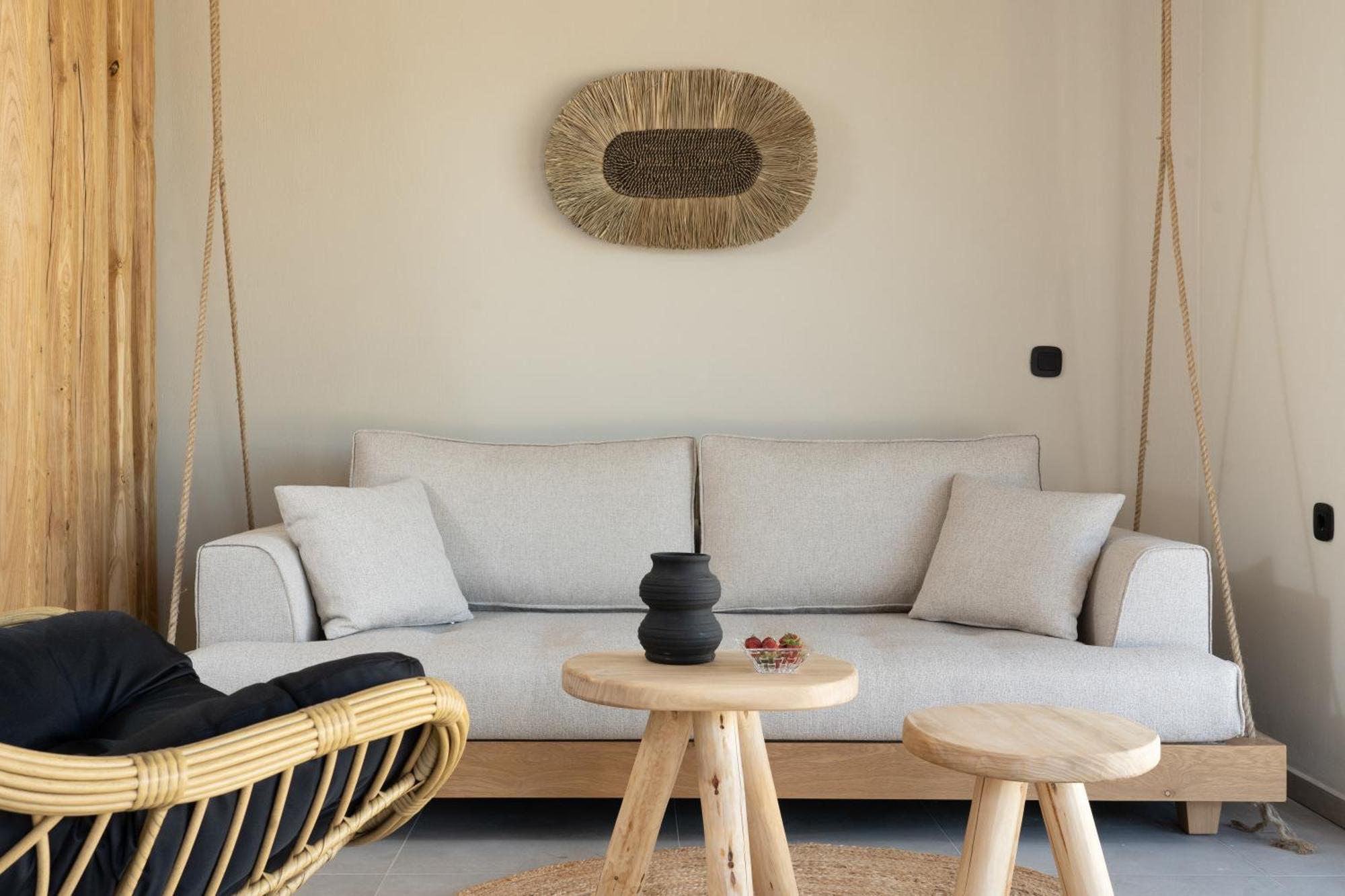 Amo Golden Suites Chrysi Ammoudia Bagian luar foto