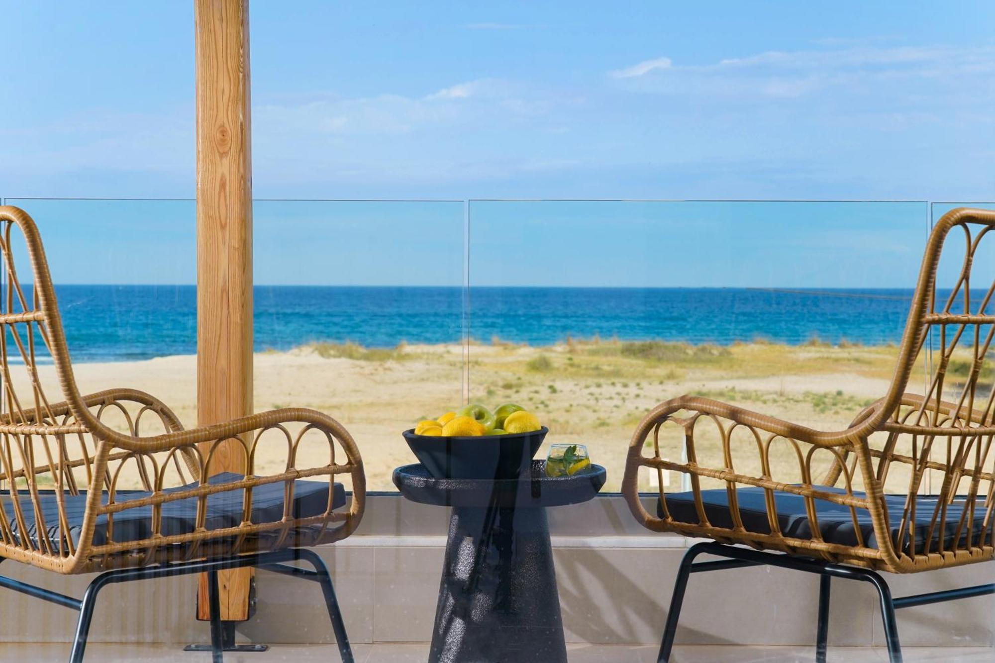 Amo Golden Suites Chrysi Ammoudia Bagian luar foto