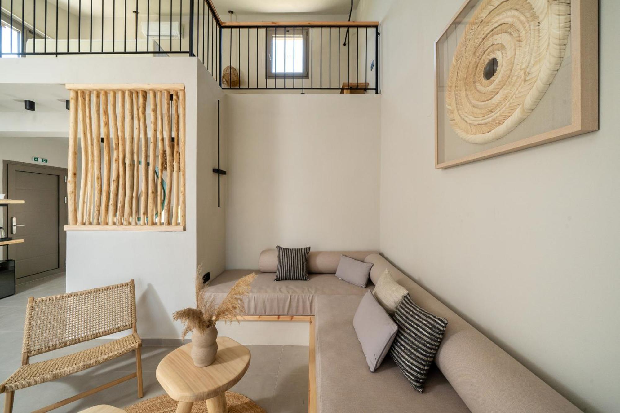 Amo Golden Suites Chrysi Ammoudia Bagian luar foto