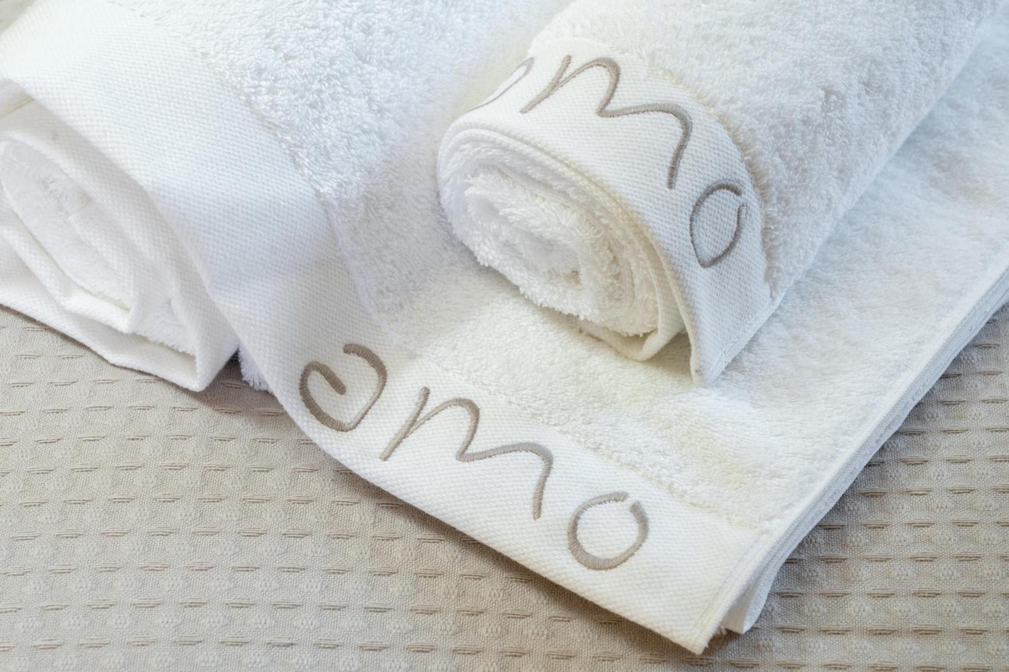 Amo Golden Suites Chrysi Ammoudia Bagian luar foto